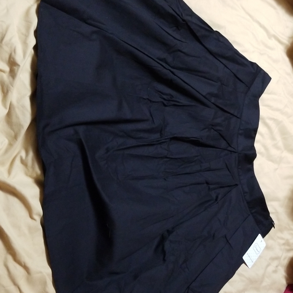 PLUS 3x Black cotton twill skirt